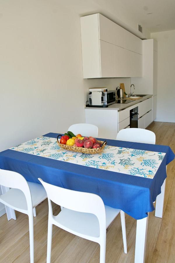 The Blue - Lake / City View Modern Apt Near Villa Olmo Como Exteriér fotografie